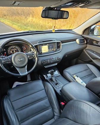 Kia Sorento cena 87000 przebieg: 154000, rok produkcji 2015 z Pobiedziska małe 154
